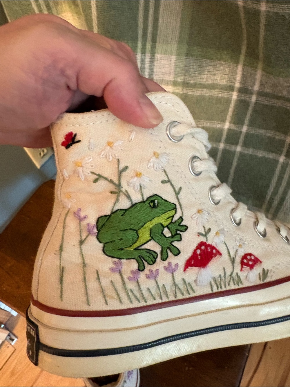 Converse Chuck Taylor’s 1970’s high embroidered frog/mushroom - Picture 6 of 12